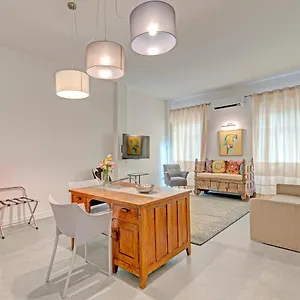 Right House Sur Le Port - Harbour View Apartment Cagliari